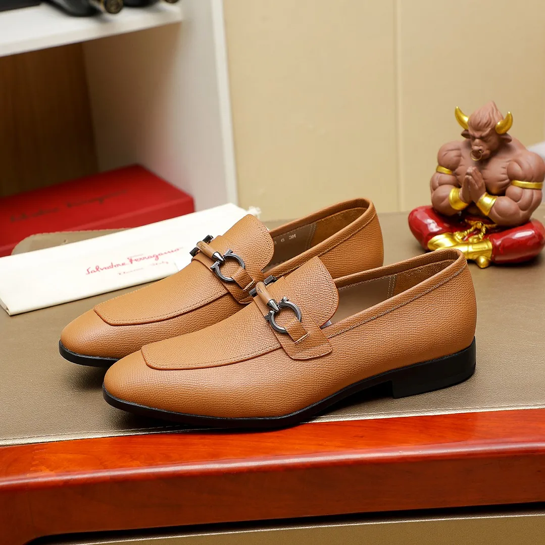Men's shoes 💰600 🕷🕷🐂【Ferragamo】 Popular fashionable casual shoes🇨🇳Official website counter 1:1 production, original mold opening💯Good quality can be seen, imported high-end first-layer pebbled calfskin, water-dyed🐂leather lining🌿very clear texture, high-quality waterproof, non-slip and wear-resistant outsole🎋high quality and low price, truly handmade🍓, 7 colors available! Code number 38-44 (45. To be customized)